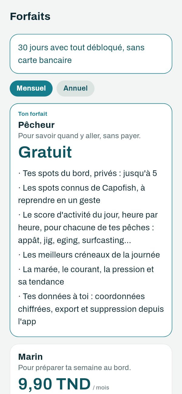 L'app Capofish : l'écran des forfaits — trente jours avec tout débloqué sans carte bancaire, puis Pêcheur gratuit et Marin à 9,90 TND par mois.